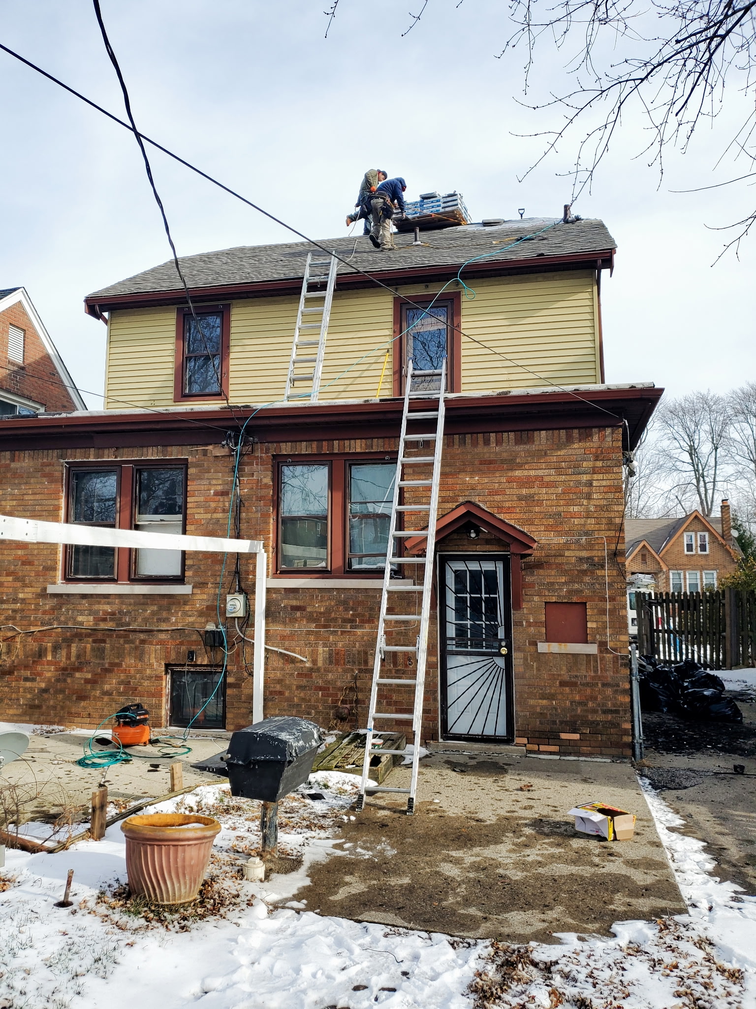Siding Installation & Repair